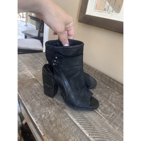 Dolce Vita Ankle Boots Booties Shoes Womens Size 6 Black Leather Zip Up - Picture 3 of 5